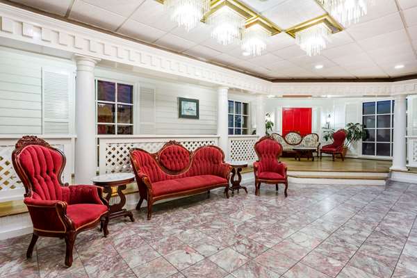  - Ramada Inn River's Edge Roanoke