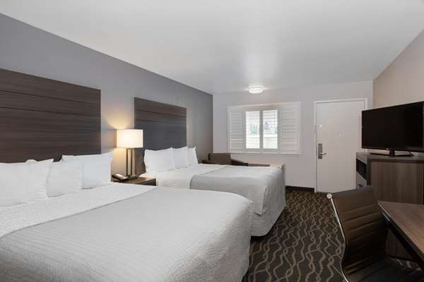  - Days Inn Ukiah