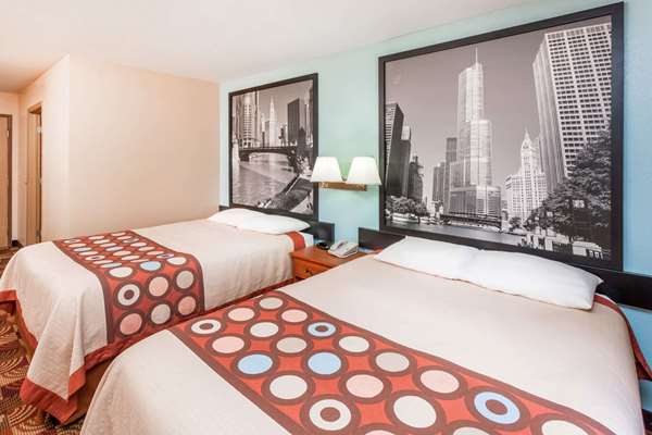  - Super 8 Hotel Shipshewana