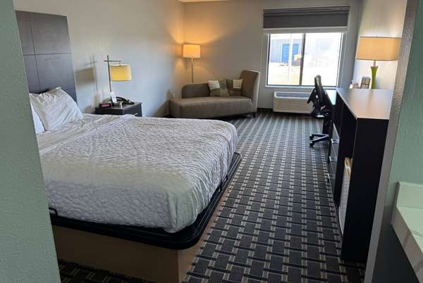 1 Queen Bed, Non-Smoking