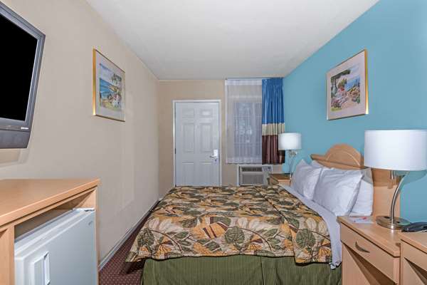  - Howard Johnson Inn Santa Cruz