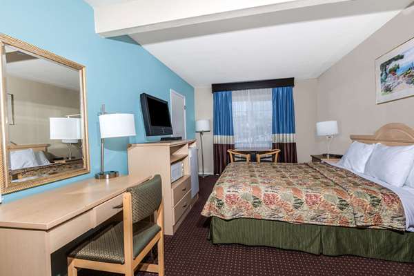  - Howard Johnson Inn Santa Cruz