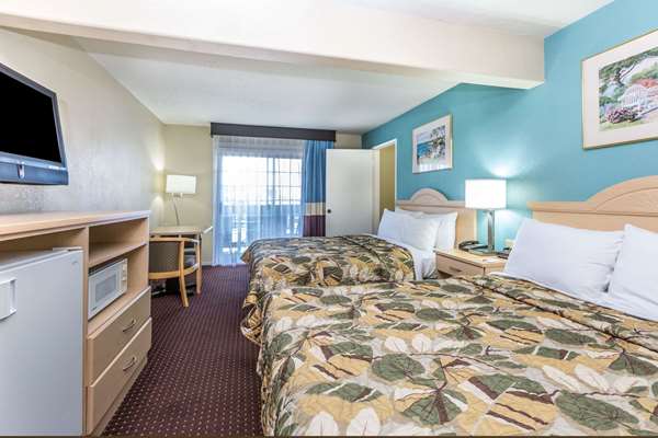  - Howard Johnson Inn Santa Cruz
