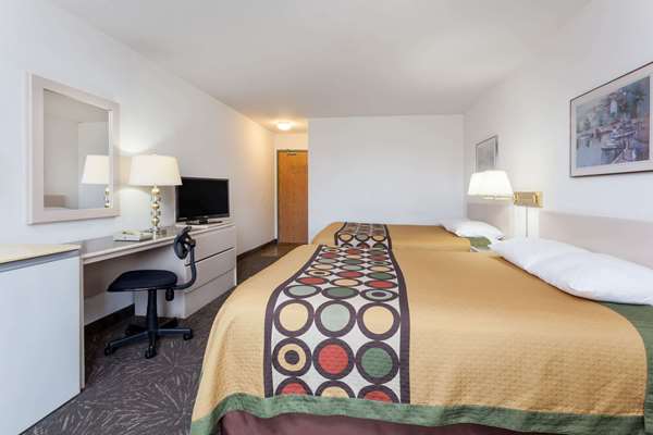  - Super 8 Hotel Taber