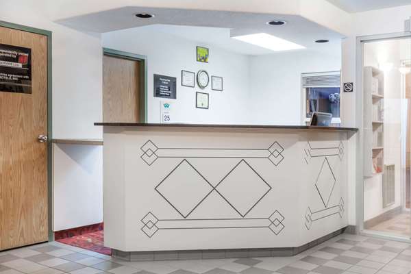  - Super 8 Hotel Taber