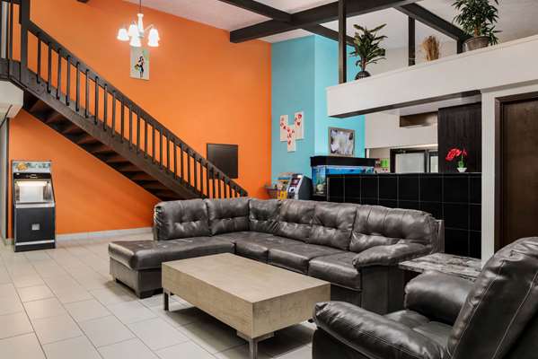  - Howard Johnson Inn Appleton