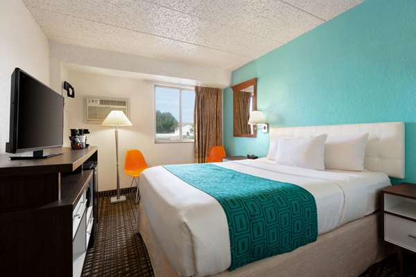  - Howard Johnson Inn Billings - I-90, Exit 446