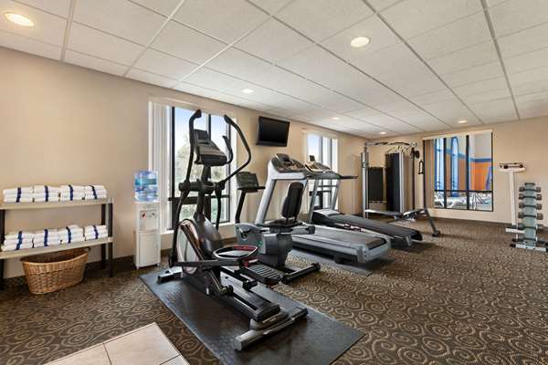 Fitness/ Exercise Room - Howard Johnson Inn Billings - I-90, Exit 446