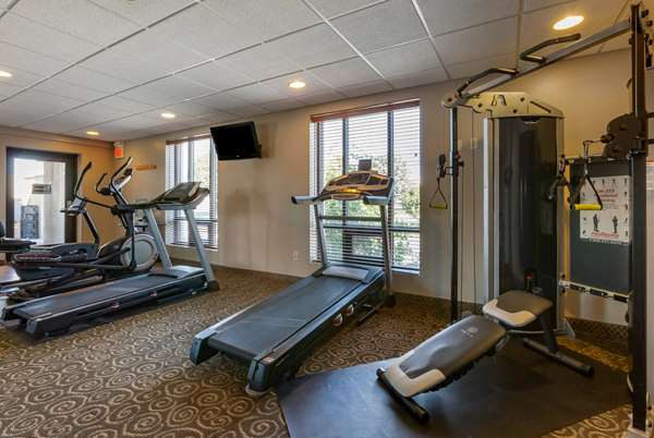 Fitness/ Exercise Room - Howard Johnson Inn Billings - I-90, Exit 446