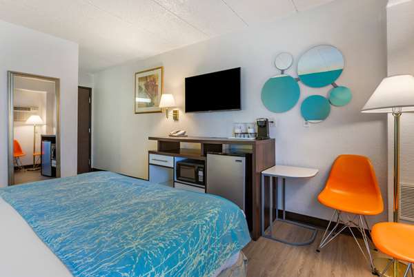  - Howard Johnson Inn Billings - I-90, Exit 446