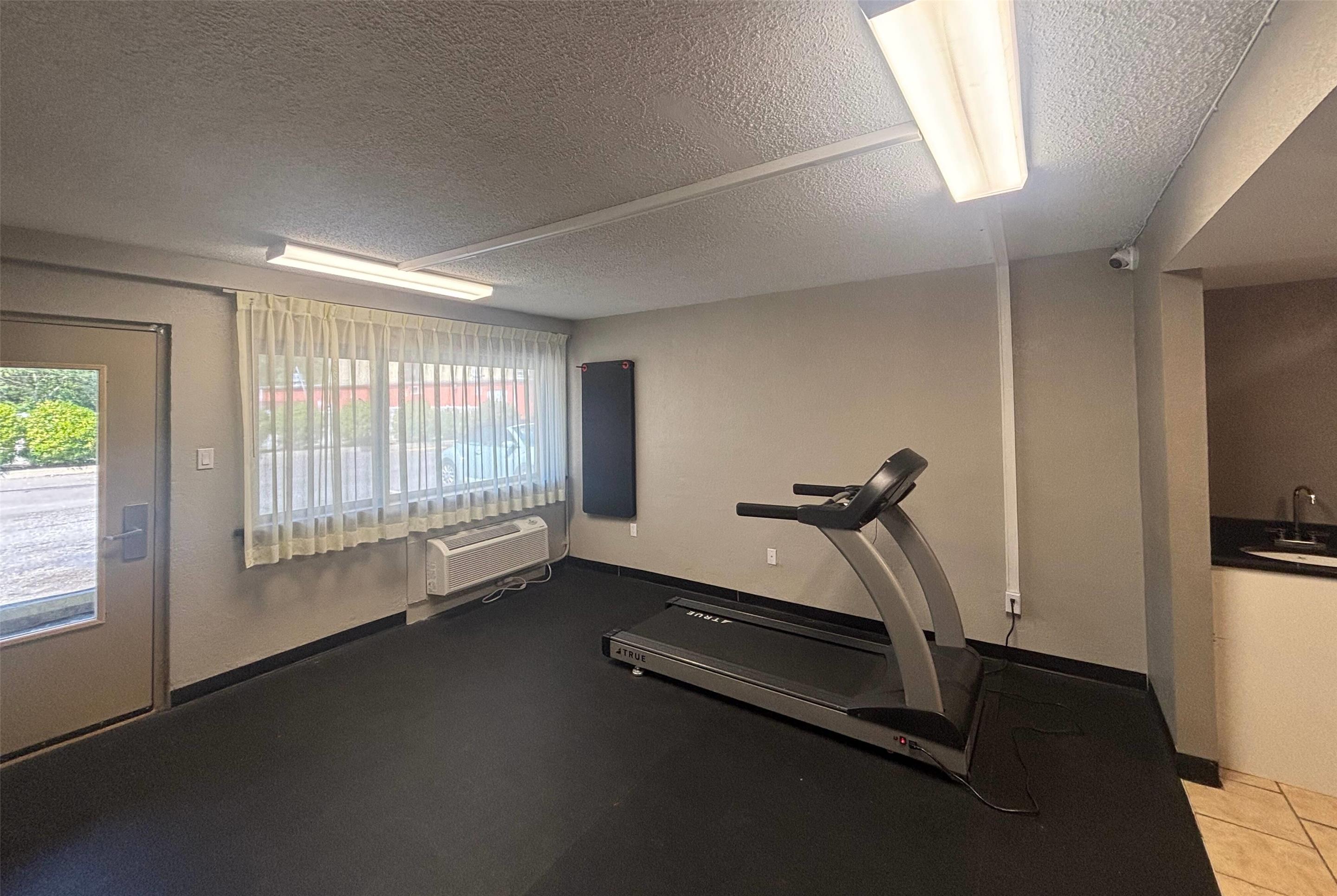 Health club fitness center gym | Ramada by Wyndham West Atlantic City