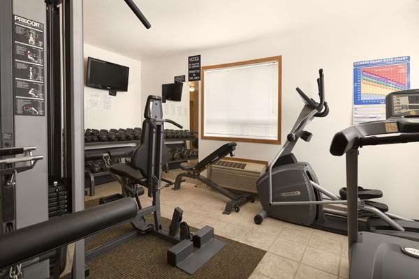 Fitness/ Exercise Room - Super 8 Hotel Drayton Valley