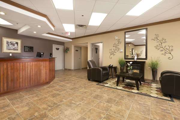  - Super 8 Hotel Drayton Valley