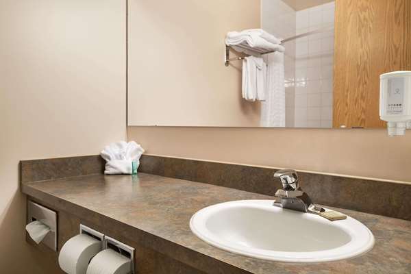  - Super 8 Hotel Whitecourt