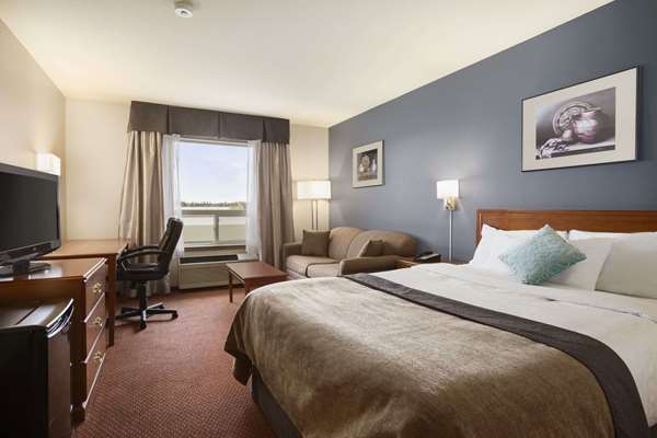  - Super 8 Hotel Whitecourt