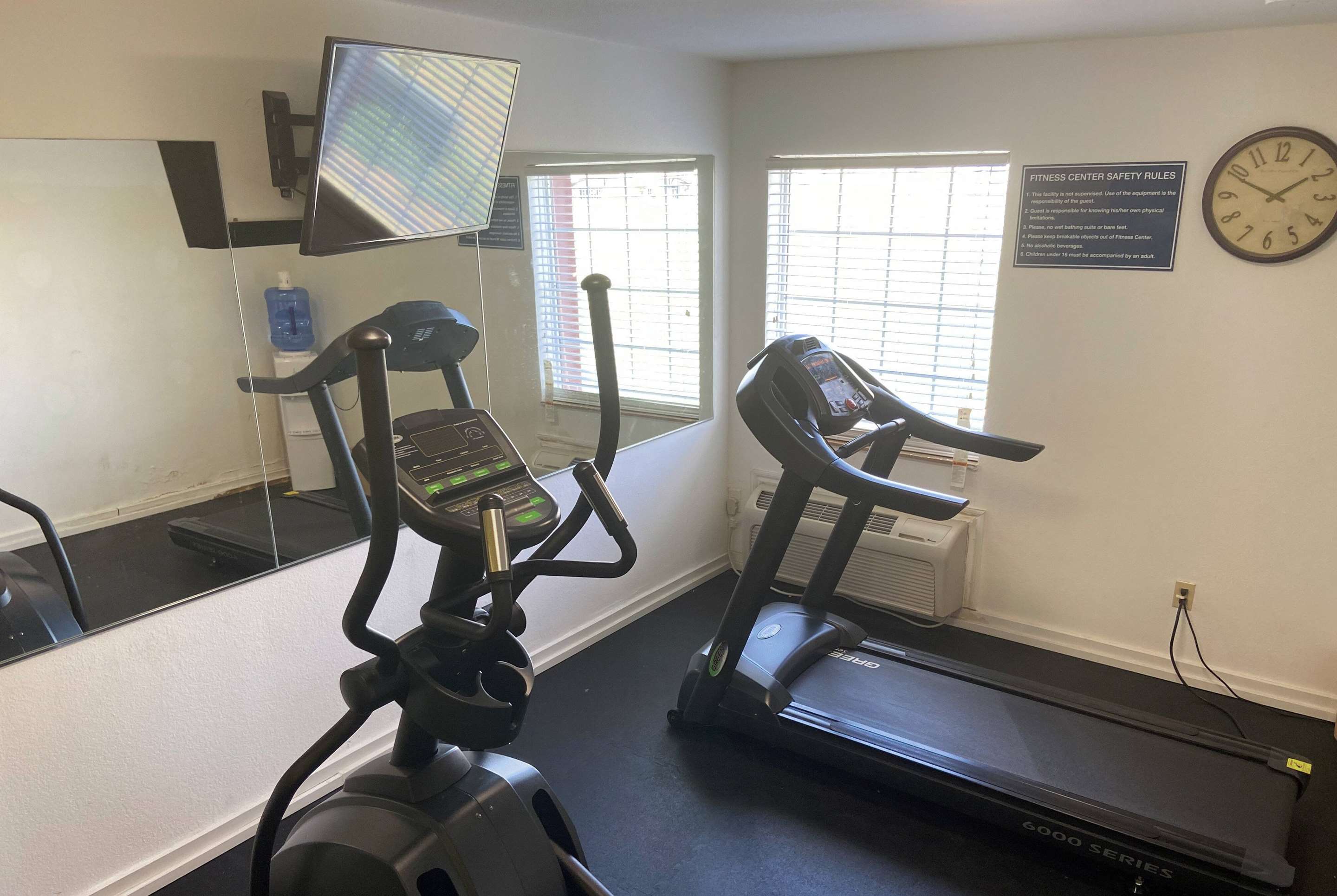 Health club fitness center gym | Days Inn by Wyndham Shawnee