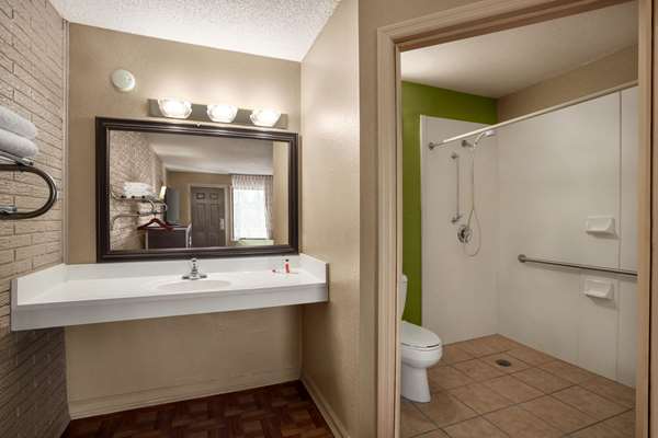  - Days Inn US 17 Hardeeville - I-95, Exit 5