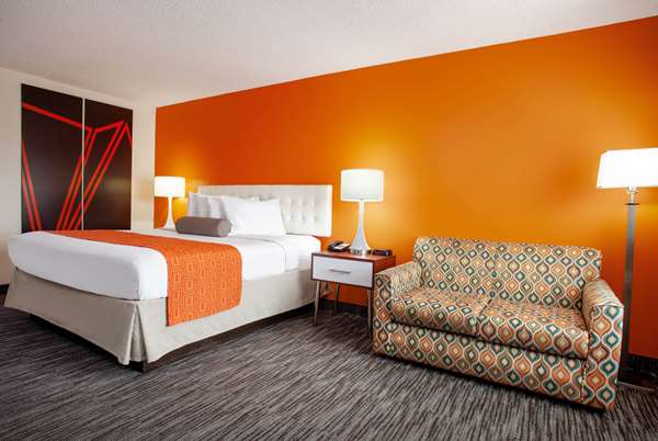  - Howard Johnson Inn Vero Beach - I-95, Exit 147