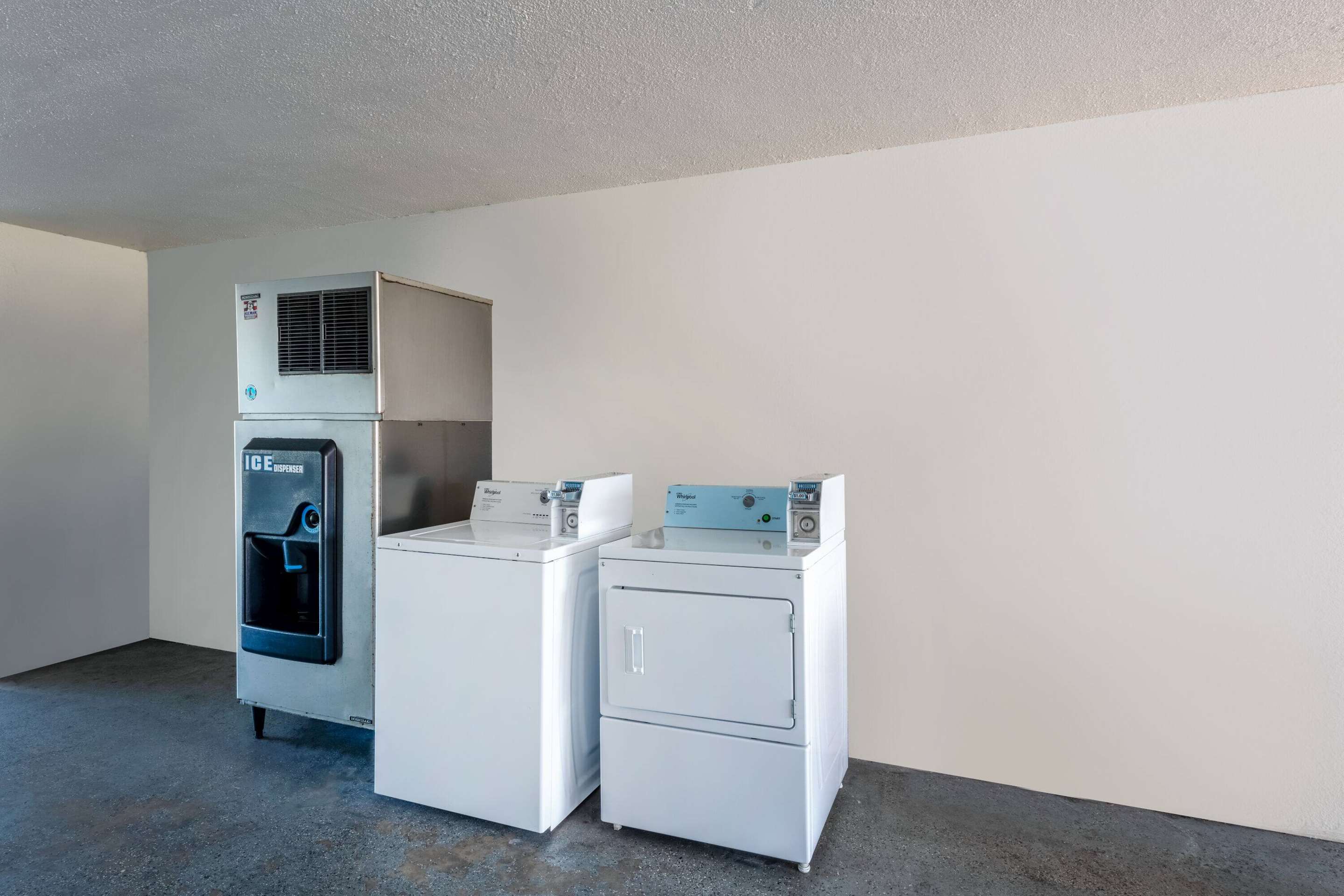 Laundry | Howard Johnson by Wyndham Vero Beach/I-95