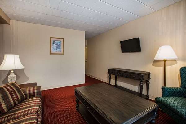  - Ramada Inn at Historic Ligonier