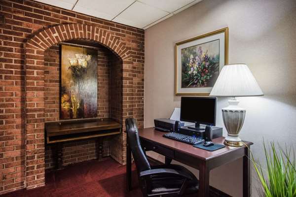 Conference Area - Ramada Inn at Historic Ligonier