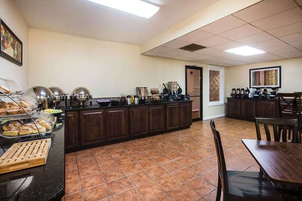  - Ramada Inn at Historic Ligonier