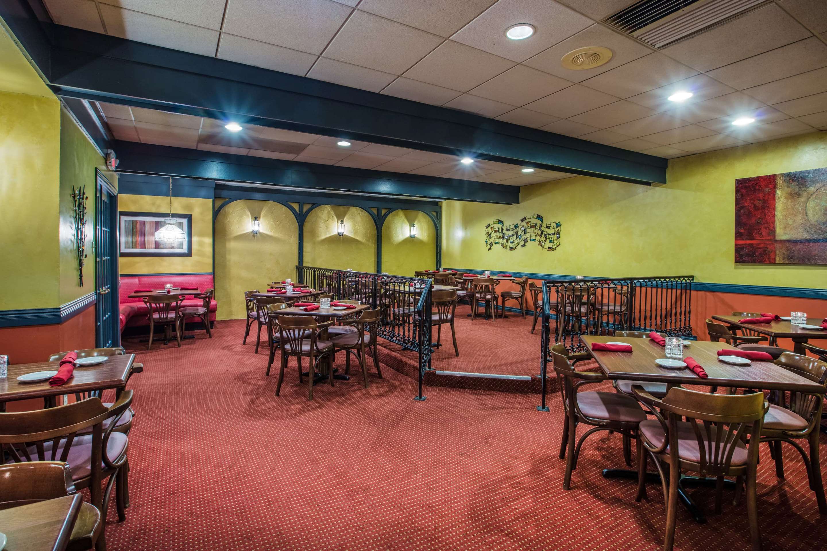 Restaurant | Ramada by Wyndham Ligonier