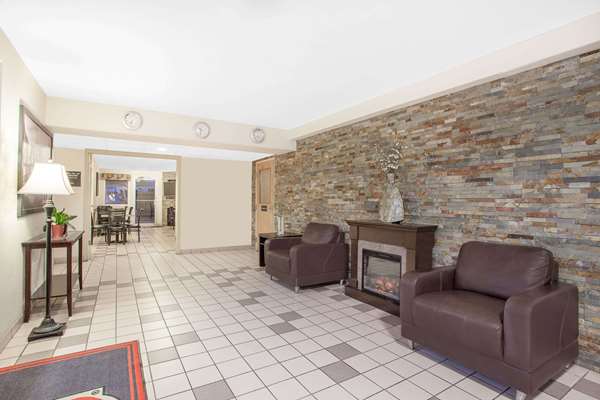  - Super 8 Hotel Cranbrook