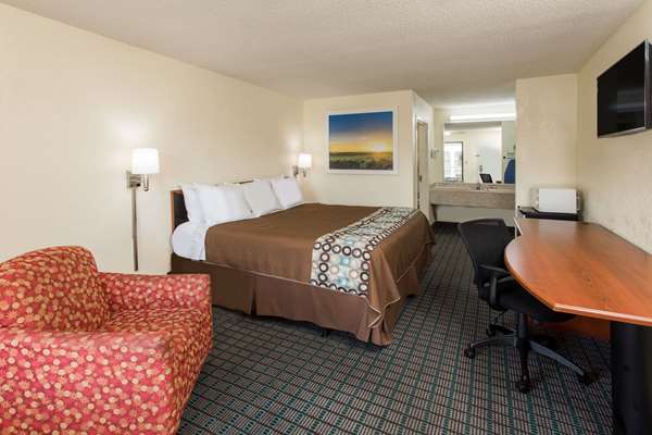  - Days Inn Dillon - I-95, Exit 193