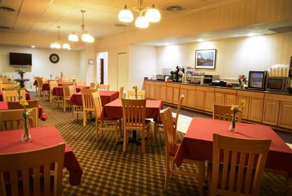 Amenities - Ramada Inn Triangle - I-95, Exit 150
