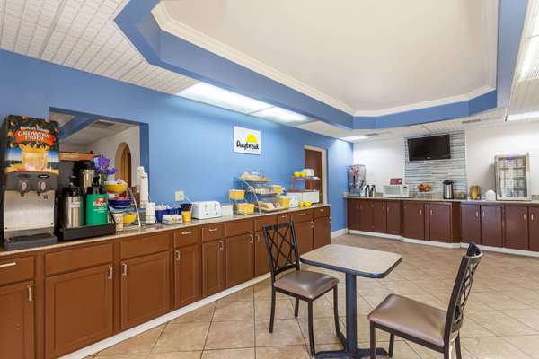  - Days Inn Franklin - I-65, Exit 65