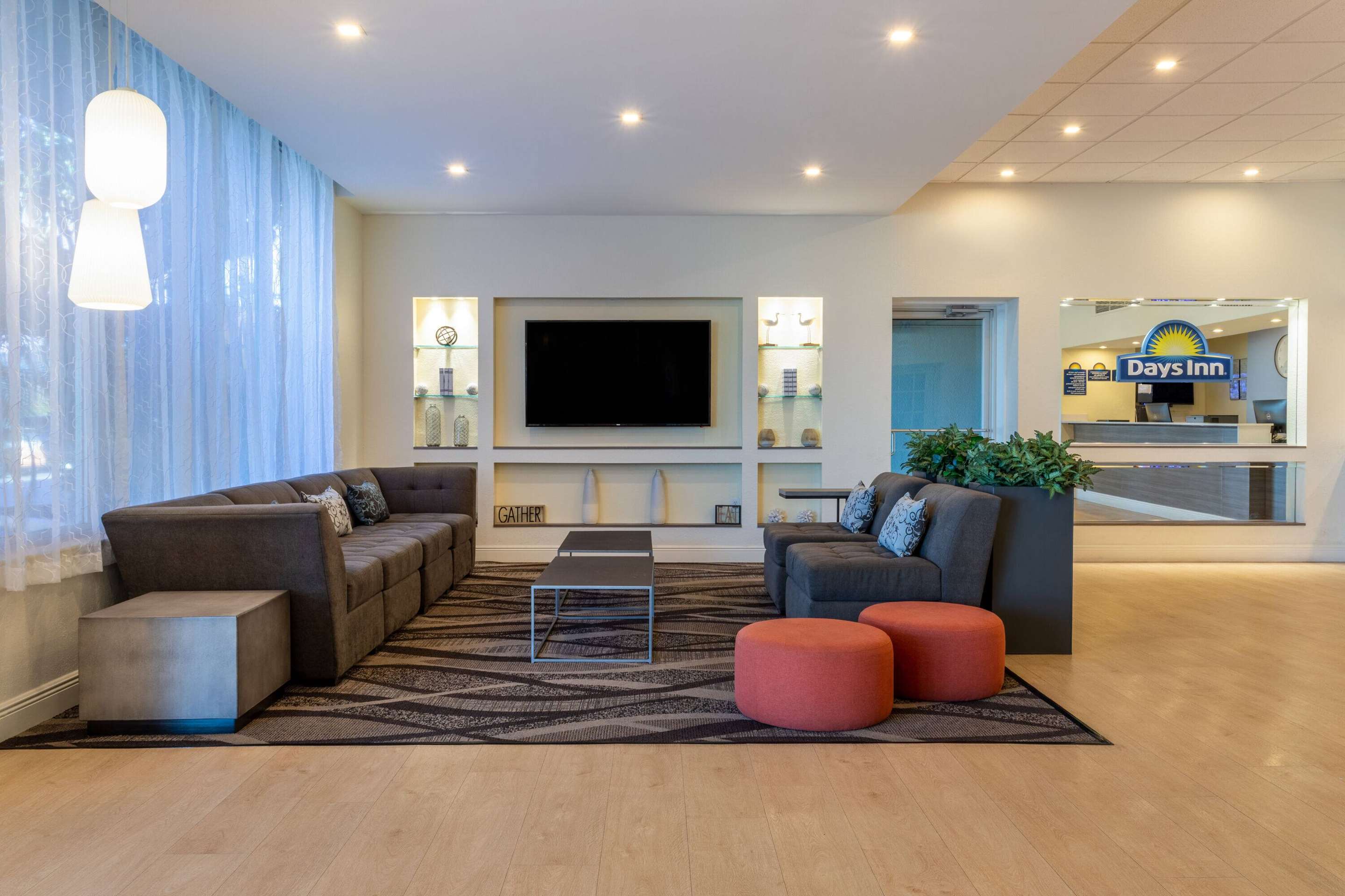 Lobby | Days Inn by Wyndham Titusville Kennedy Space Center