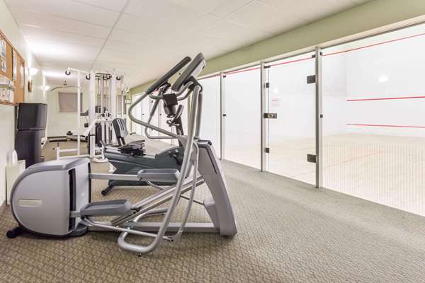 Fitness/ Exercise Room - Super 8 Hotel Dauphin