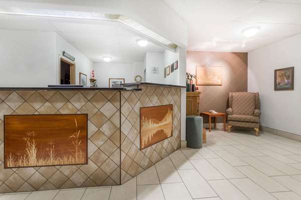  - Super 8 Hotel Dauphin
