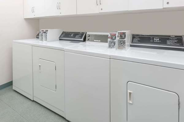  - Super 8 Hotel Three Hills