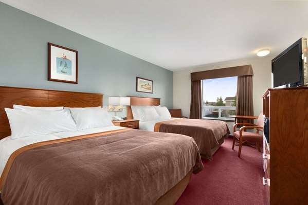  - Super 8 Hotel Yellowknife