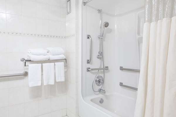  - Howard Johnson Inn Airport Newark - I-78, Exit 58B