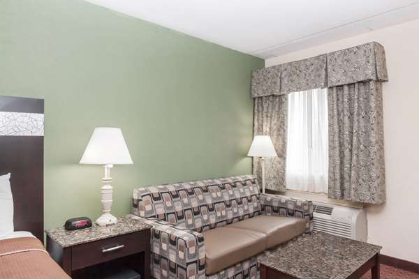  - Howard Johnson Inn Airport Newark - I-78, Exit 58B