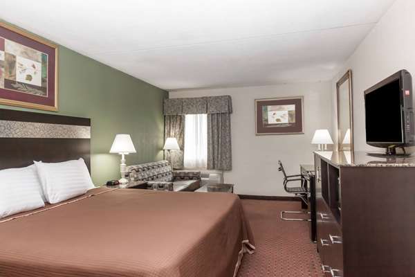  - Howard Johnson Inn Airport Newark - I-78, Exit 58B