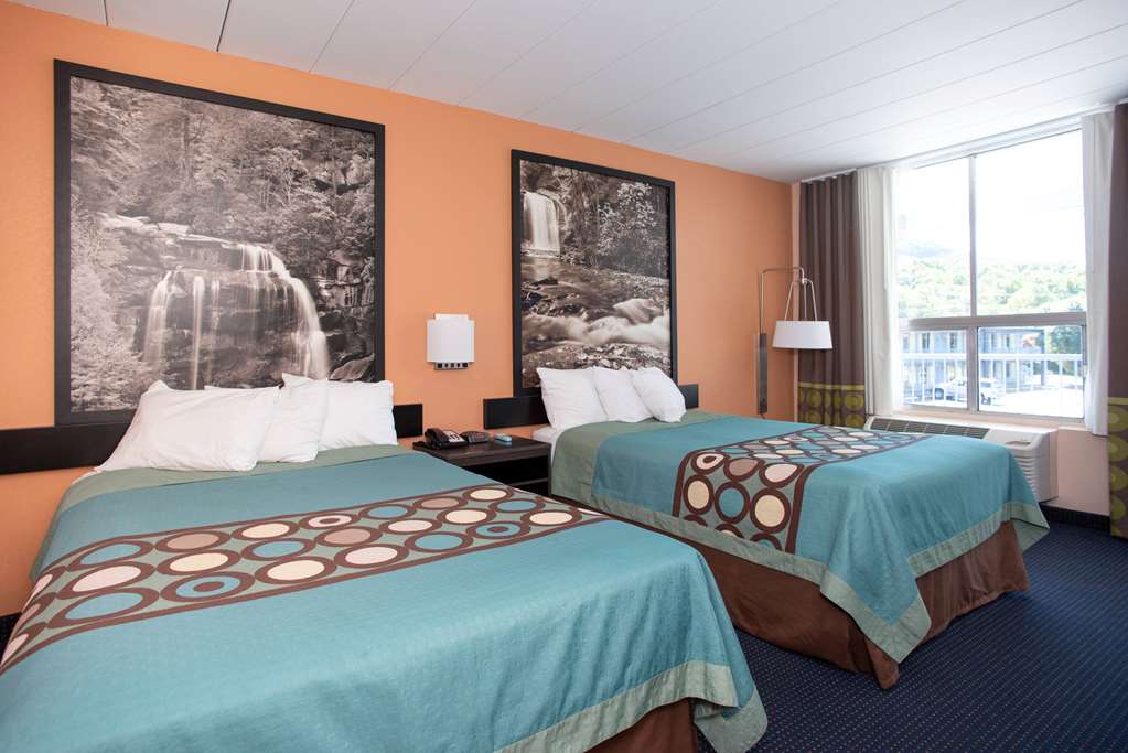 SUPER 8 BY WYNDHAM BLACK MOUNTAIN-guestroom-Guest Room,On-Site.jpg