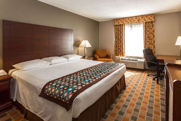  - Super 8 Hotel Frankfort