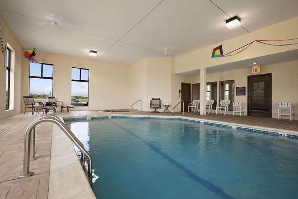 Pool - Super 8 Hotel Perryville