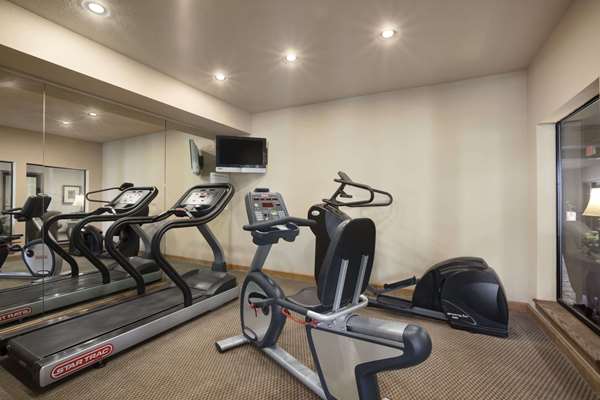 Fitness/ Exercise Room - Super 8 Hotel Perryville