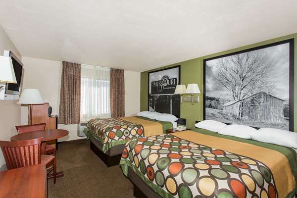  - Super 8 Hotel Perryville