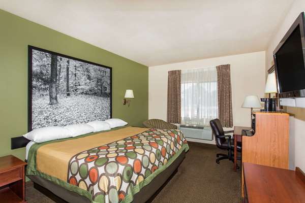  - Super 8 Hotel Perryville