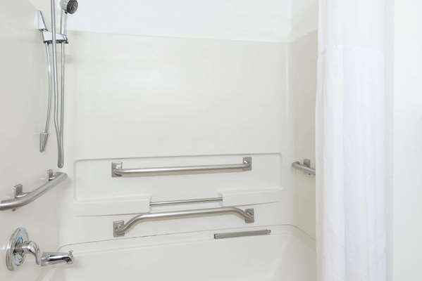  - Super 8 Motel Plum