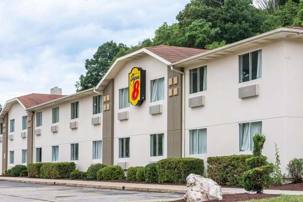 Exterior view - Super 8 Motel Plum