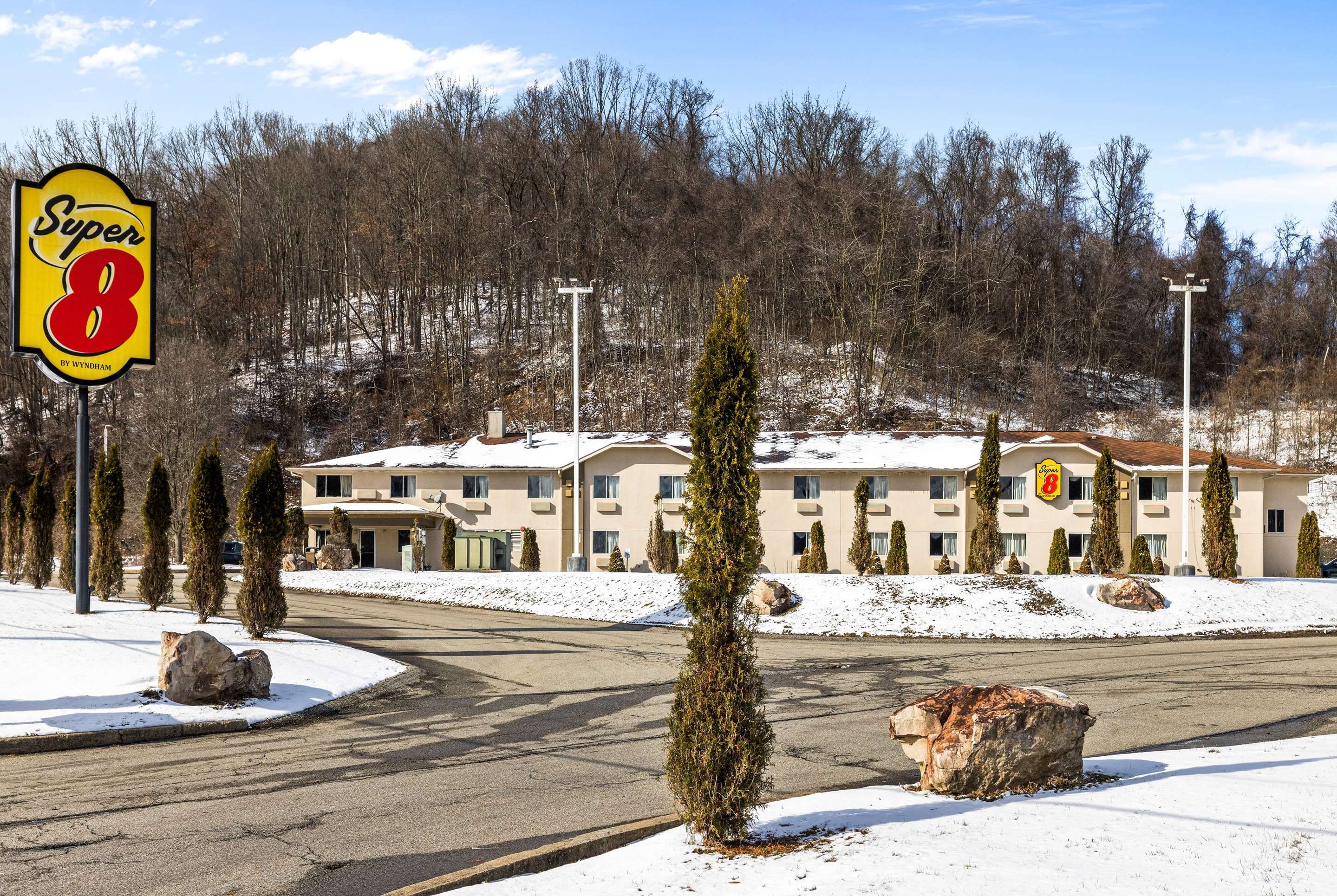 Exterior | Super 8 by Wyndham Pittsburgh/Monroeville
