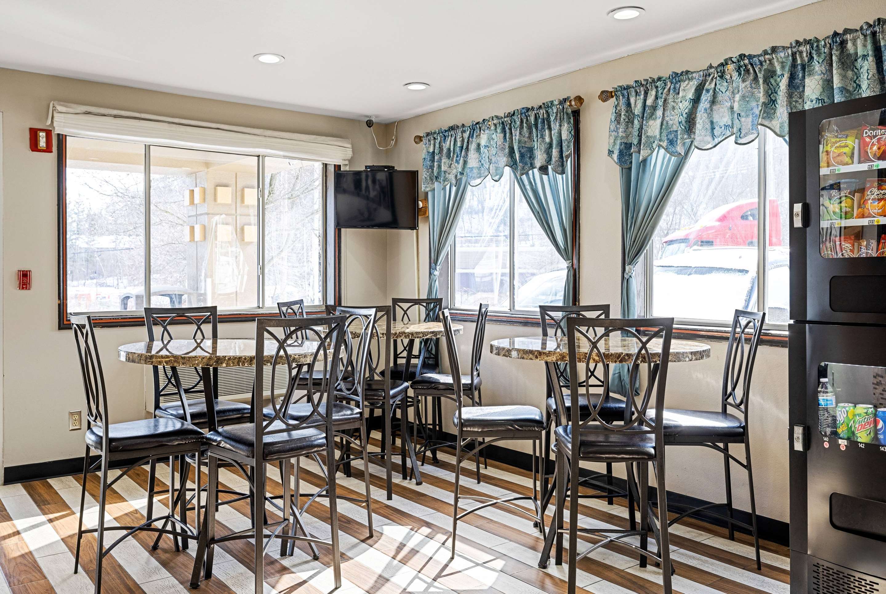 Undefined | Super 8 by Wyndham Pittsburgh/Monroeville