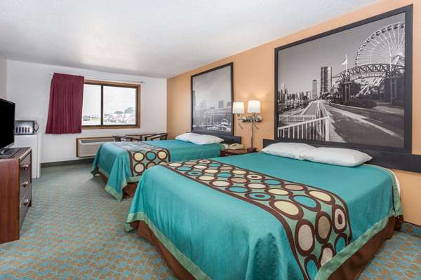  - Super 8 Hotel Bourbonnais - I-57, Exit 315